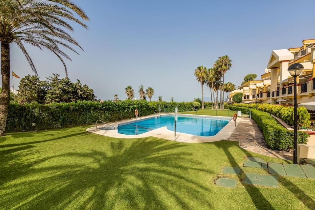 Oleholidays 244 Romana Playa Vistas Al Mar Apartment Marbella